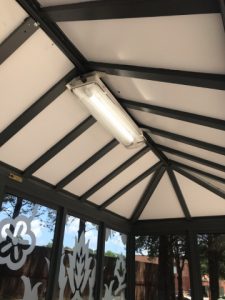 SunInOne's solar bus shelter Crescent Commons Dr3